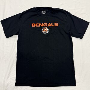 NFL Team Apparel Cincinnati Bengals T-Shirt Mens Medium Embroidered Logo/Letters